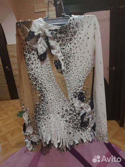 Купальник для художественной гимнастики