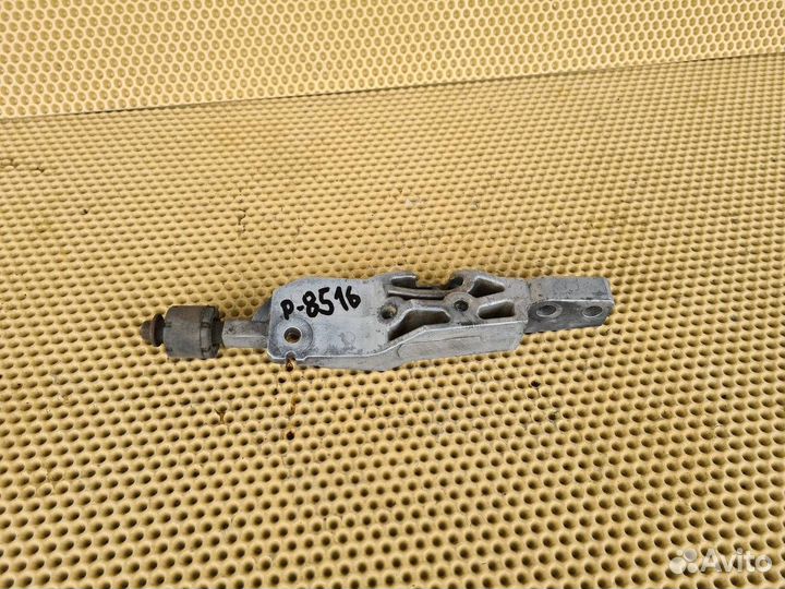 Кронштейн двигателя правый Infiniti Fx35 Fx37 Qx70