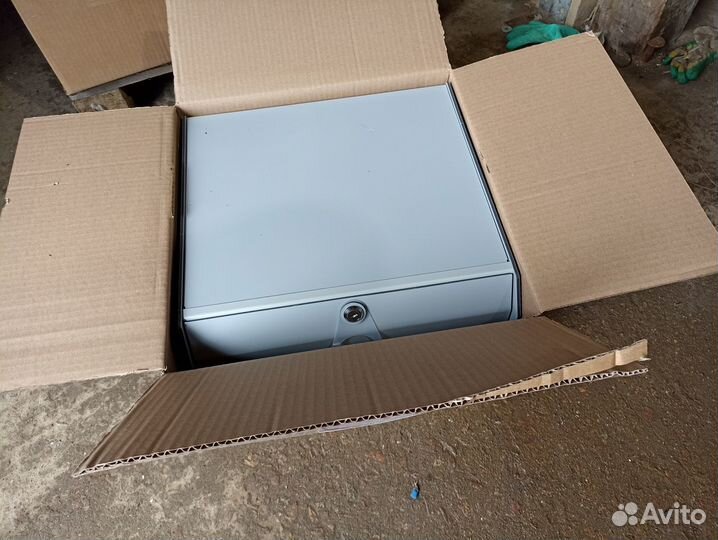 Бокс для сигарет кассовый 40/38/25, 22 вида новый