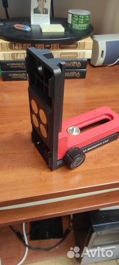 Крепление магнитное с микролифтом