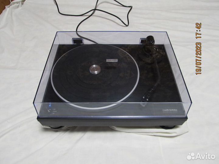 Проигрыватель винила