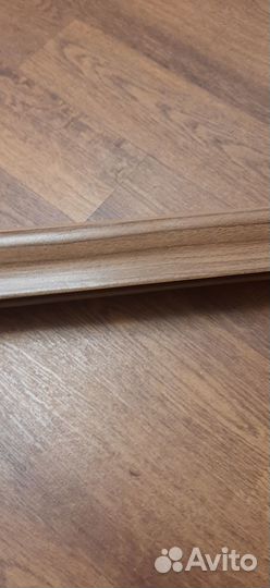 Плинтус напольный пвх б/у