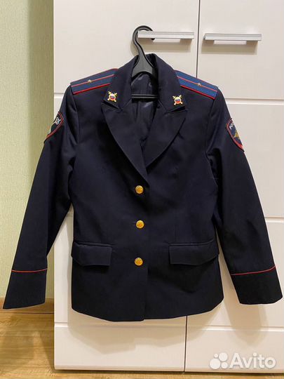 Полицейская форма женская