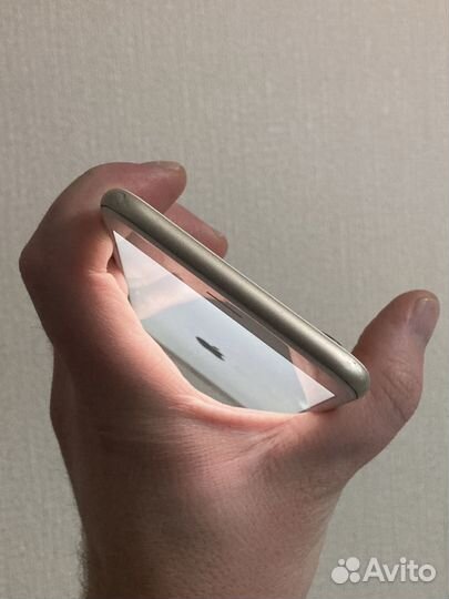 iPhone 6S, 16 ГБ
