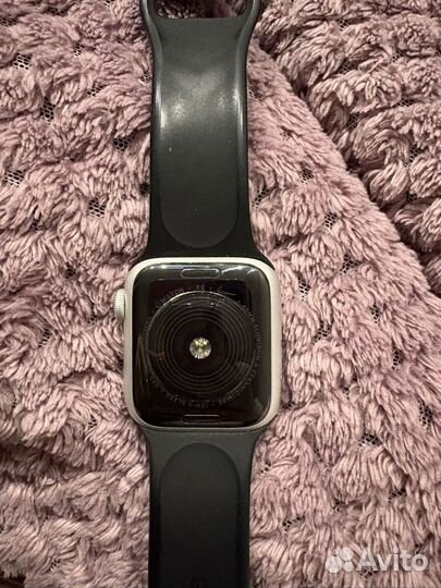 Часы apple watch se 40 mm