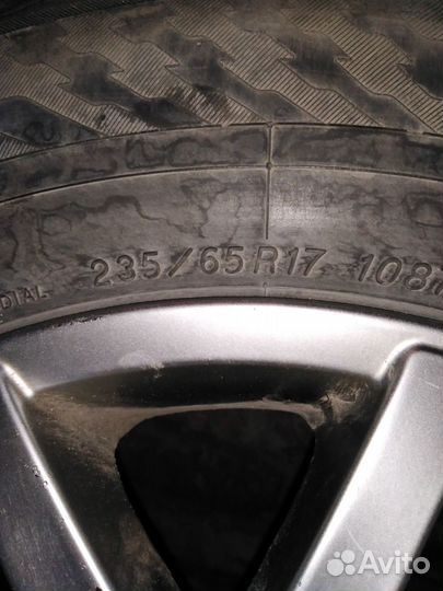 Yokohama Ice Guard IG65 235/65 R17 108H