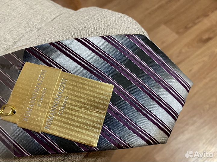 Галстук новый