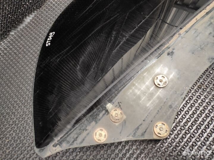 Стекло двери заднее правое Toyota Carina ED ST200