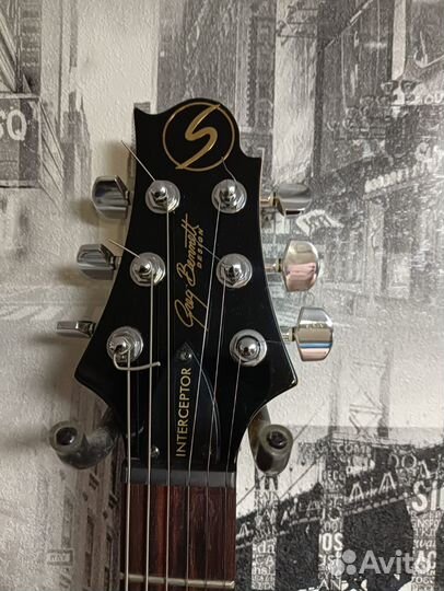 Электро гитара Greg Bennett IC20MBK с комбиком