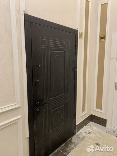 Дверь входная металлическая