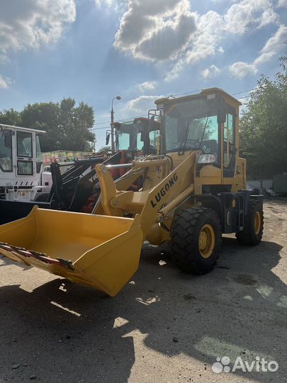 Фронтальный погрузчик Lugong ZL18F