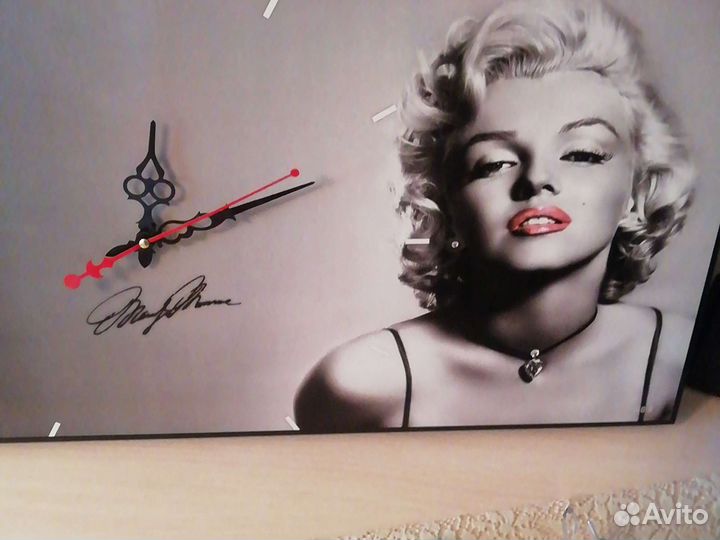 Часы настенные