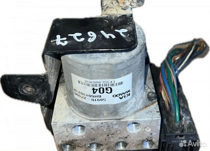 Блок абс 589102P900 KIA Sorento 2010-2014 года