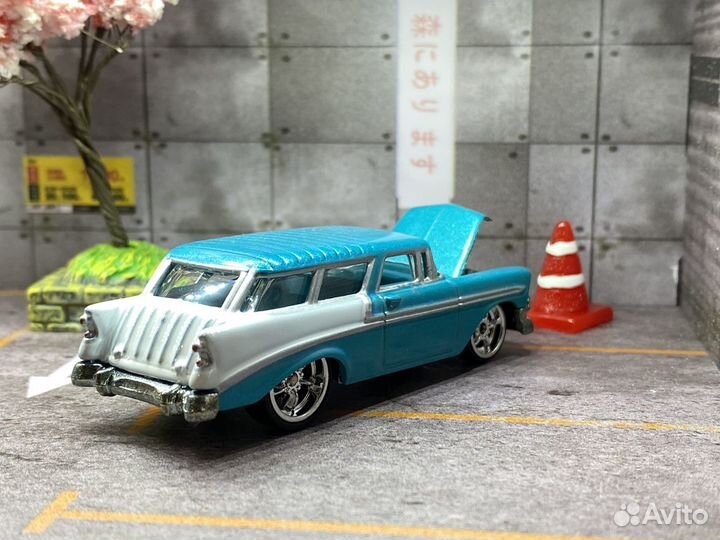 Hot Wheels Chevy Nomad 1:64