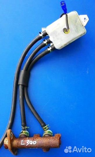 Цилиндр тормозной Мицубиси L300 (Делика)