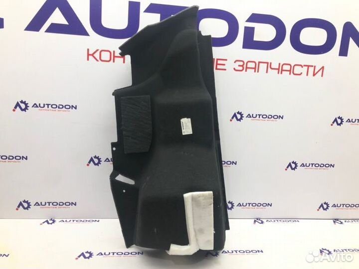 Обшивка багажника до рест правая Mercedes E-Класс