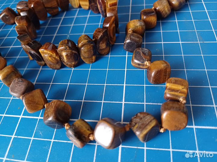 Бусы из натуральных камней