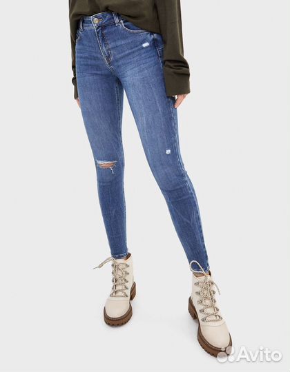 Джинсы bershka