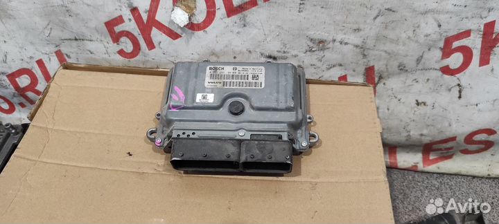 Блок управления двс Volvo S80 2008-2010 31286086