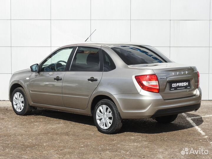 LADA Granta 1.6 МТ, 2021, 28 124 км