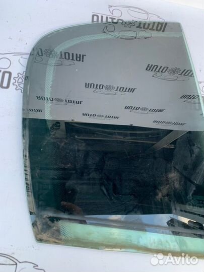 Стекло двери заднее правое Renault Megane 2 2006