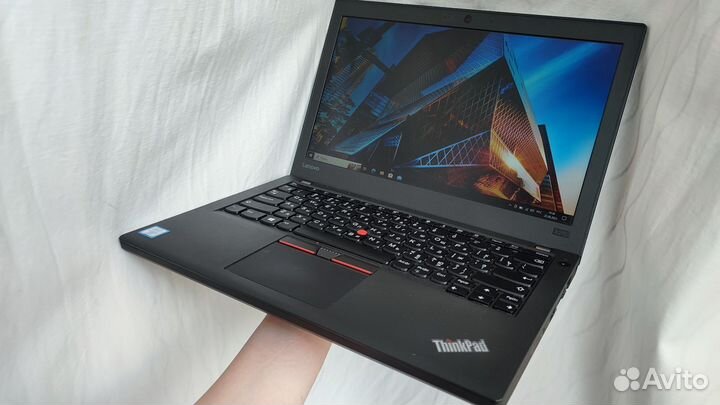 Крепкий ThinkPad x270 с NVMe накопителем