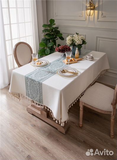 Скатерть новогодняя новая 140 на 140; 220; 300 см