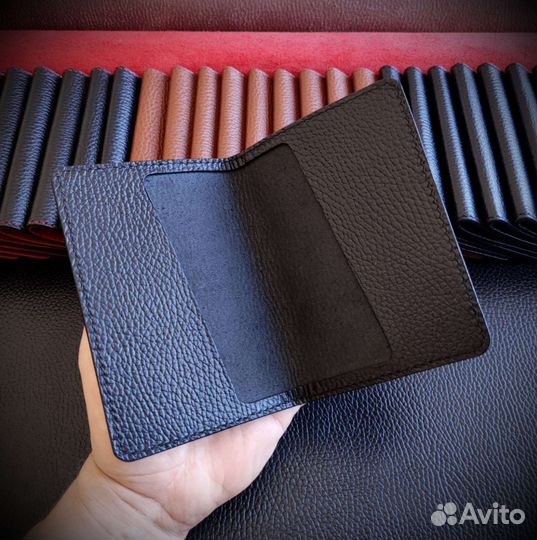 Кожаная обложка для паспорта