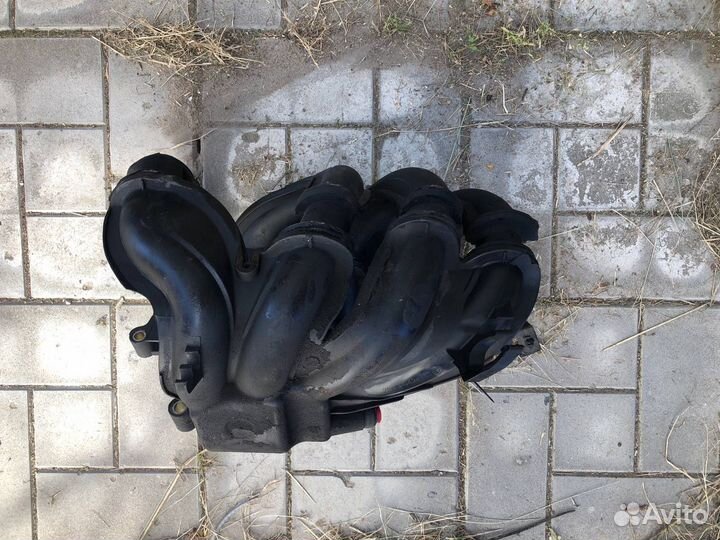 Коллектор впускной Ford Focus 2 1.6 2007