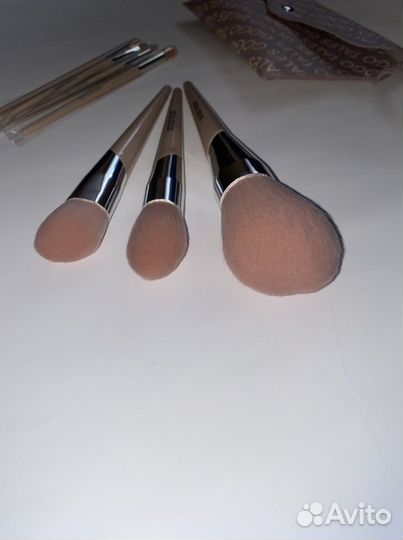 Кисти для макияжа