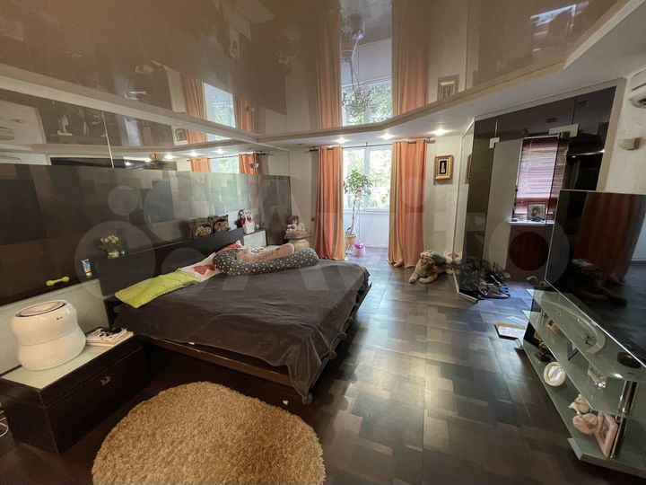 3-к. квартира, 185 м², 1/9 эт.