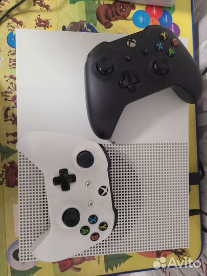 Xbox One S