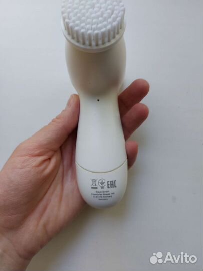 Щетка массажная для лица Braun