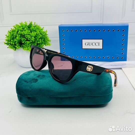 Солнцезащитные очки gucci