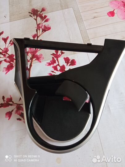 Автомобильные под стаканчики