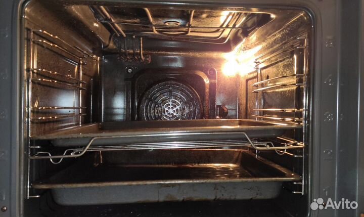 Духовой шкаф Hansa boew68418