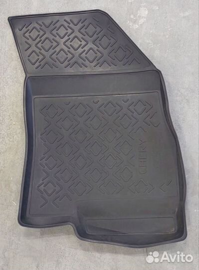 Автомобильные коврики резиновые бу