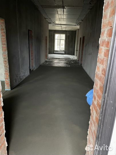 Механизированная полусухая стяжка пола