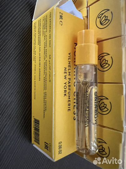 Vilhelm Parfumerie. Morning chess