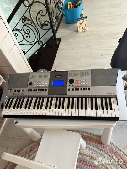 Yamaha psr E413 синтезатор