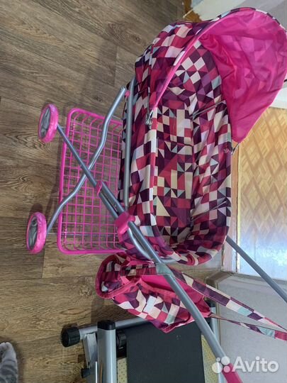 Игрушечная коляска