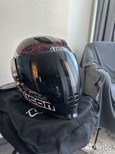 Шлем Icon Airflite Skull