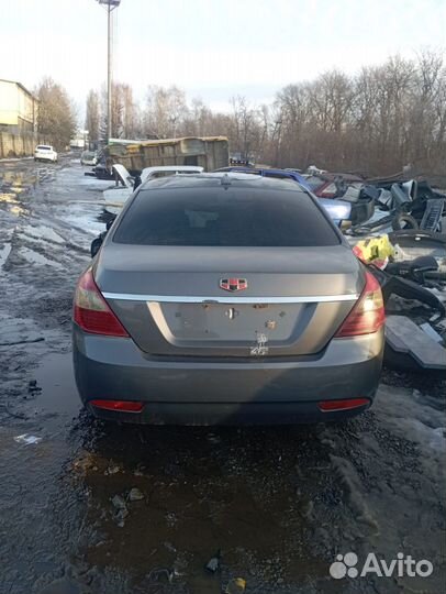 В разборе Джили Эмгранд/Geely Emgrand