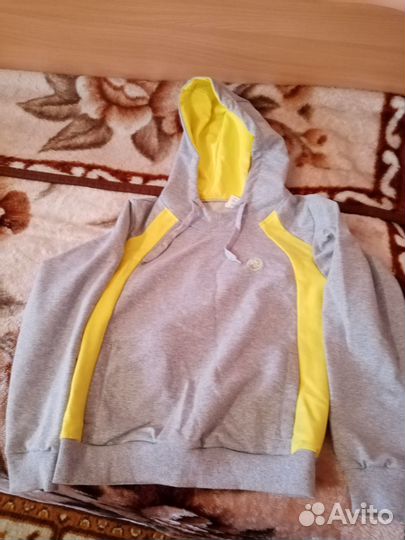 Спортивный костюм