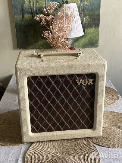 Ламповый комбоусилитель Vox AC4-TV