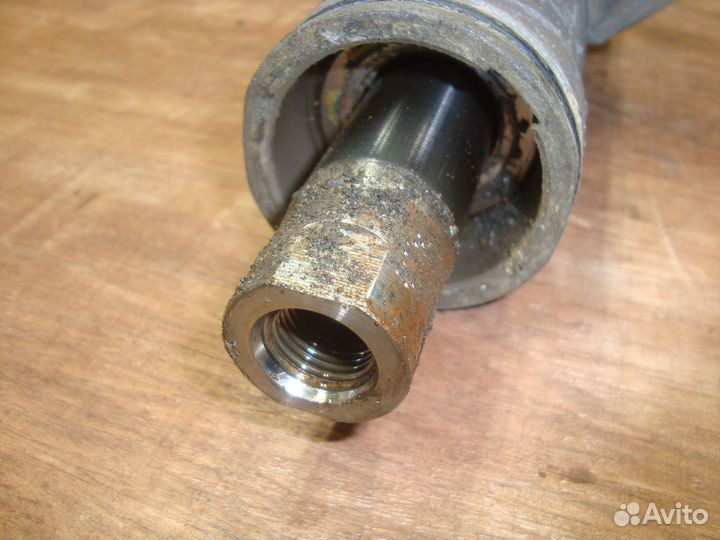 Рулевая рейка W210 M112 A2104602400