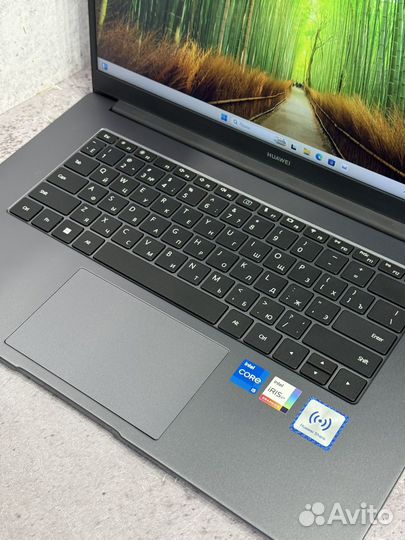 Huawei matebook d15 i5 1155G7 8 256