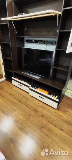 Стенка в гостиную бу