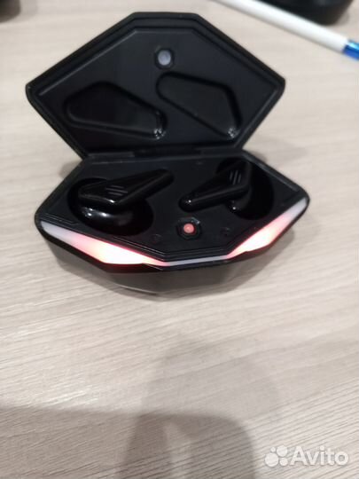 Беспроводные наушники