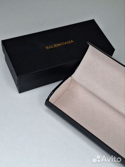 Футляр для очков баленс